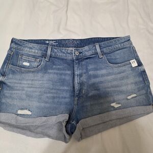 Arizona Jean Company Women's Light Blue Distressed Shorts